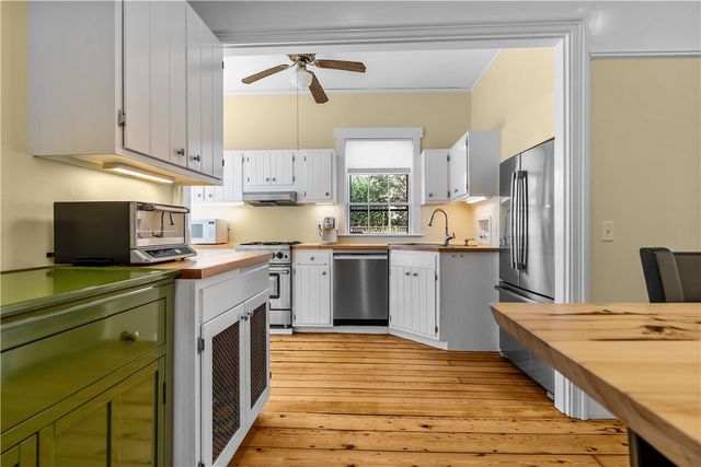 58 Second Street, Newport, RI 02840