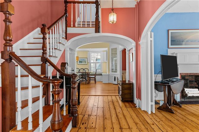 58 Second Street, Newport, RI 02840