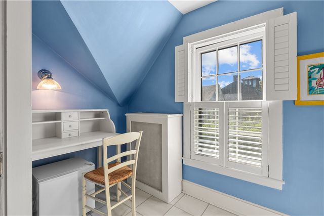58 Second Street, Newport, RI 02840