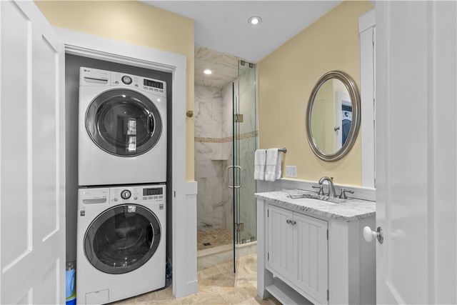 58 Second Street, Newport, RI 02840