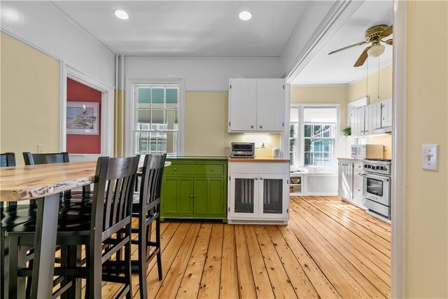 58 Second Street, Newport, RI 02840