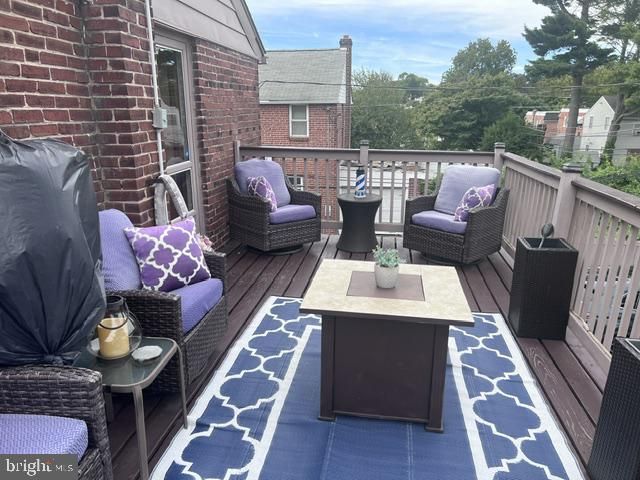 411 W SOUTH AVE, Glenolden, PA 19036