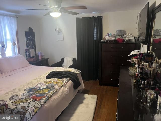 411 W SOUTH AVE, Glenolden, PA 19036