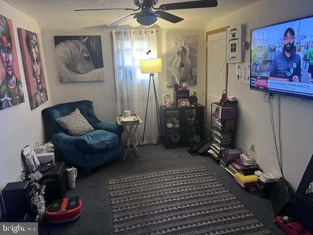 411 W SOUTH AVE, Glenolden, PA 19036