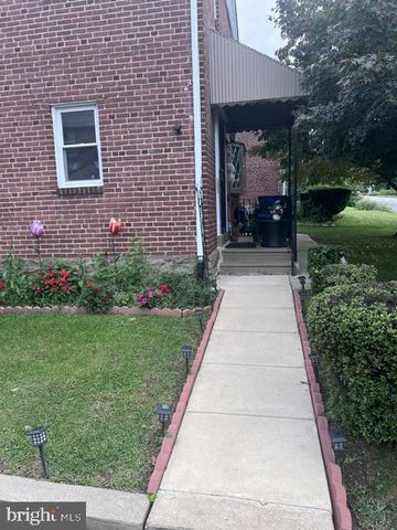 411 W SOUTH AVE, Glenolden, PA 19036