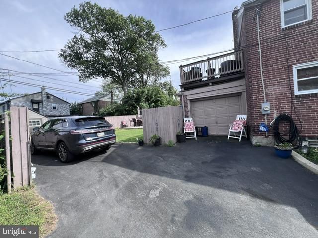 411 W SOUTH AVE, Glenolden, PA 19036