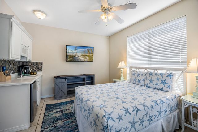 77 Mark Street, Destin, FL 32541