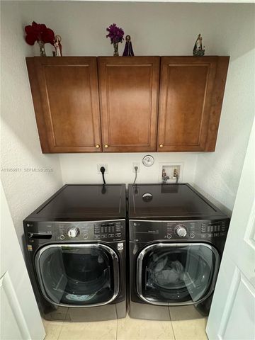 8905 NW 98th Ave 8905, Doral, FL 33178