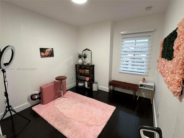 8905 NW 98th Ave 8905, Doral, FL 33178