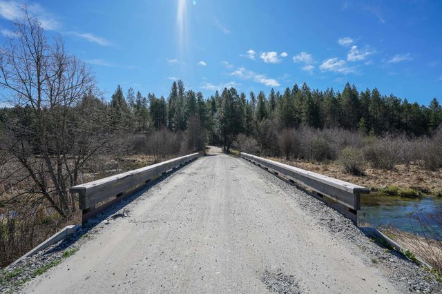 101 Pines Rd, Newport, WA 99156