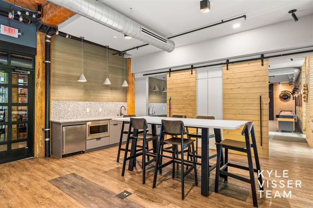 940 Monroe Avenue 503, Grand Rapids, MI 49503