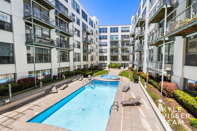 940 Monroe Avenue 503, Grand Rapids, MI 49503