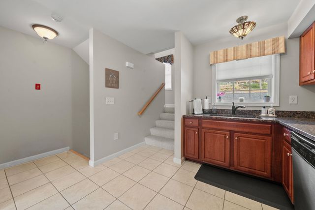 28 Shane Way Unit 2, Laconia, NH 03246