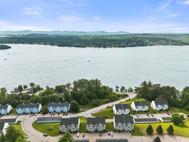 28 Shane Way Unit 2, Laconia, NH 03246