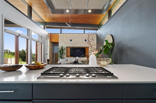 1302 Socorro DR, Austin, TX 78734