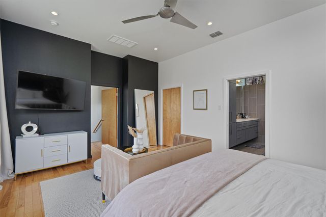 1302 Socorro DR, Austin, TX 78734