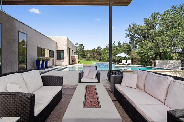 1302 Socorro DR, Austin, TX 78734