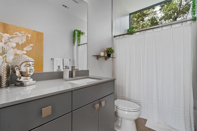 1302 Socorro DR, Austin, TX 78734