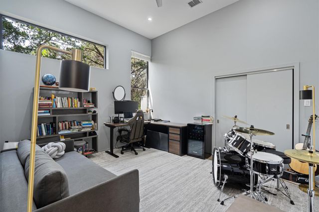 1302 Socorro DR, Austin, TX 78734