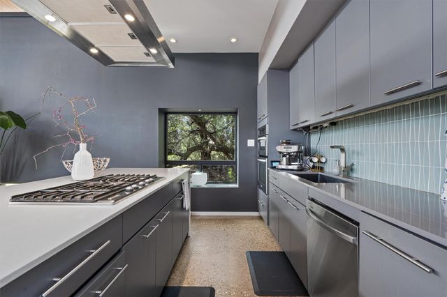 1302 Socorro DR, Austin, TX 78734