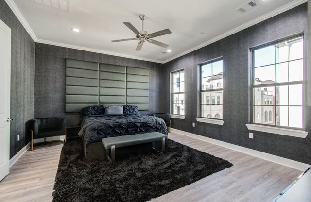 3335 Beverly Forest Drive, Houston, TX 77057