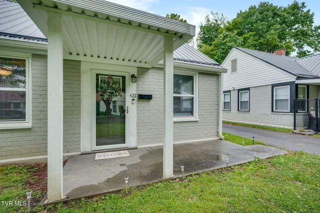 422 Sequoyah Drive, Kingsport, TN 37660