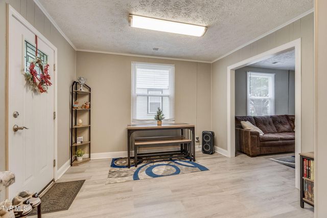 422 Sequoyah Drive, Kingsport, TN 37660