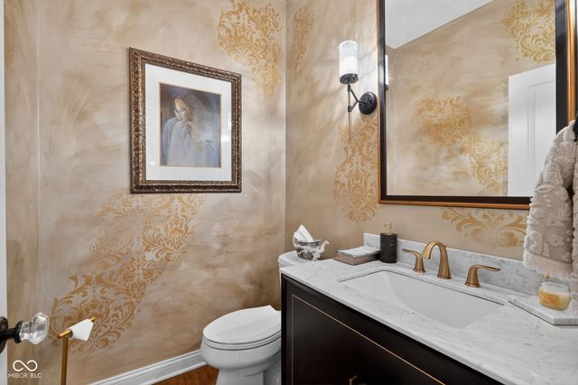 692 Greenford Trail N, Carmel, IN 46032