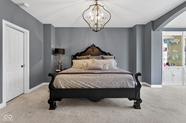 692 Greenford Trail N, Carmel, IN 46032