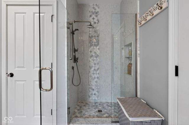 692 Greenford Trail N, Carmel, IN 46032