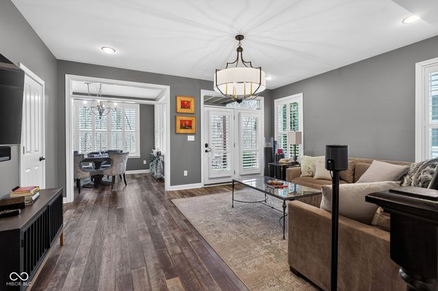 692 Greenford Trail N, Carmel, IN 46032