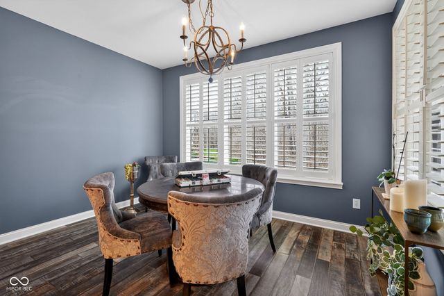 692 Greenford Trail N, Carmel, IN 46032