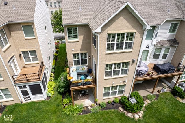 692 Greenford Trail N, Carmel, IN 46032