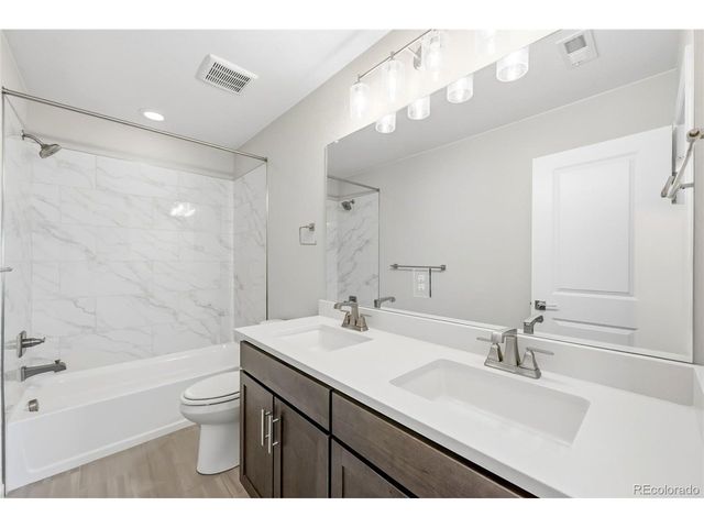 698 Alpine Ridge St, Erie, CO 80516