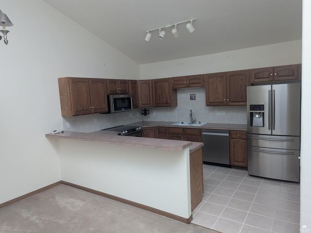 2424 dickens Ave. Avenue, Manhattan, KS 66502