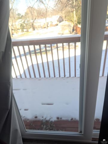 2424 dickens Ave. Avenue, Manhattan, KS 66502