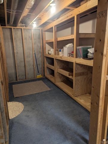 2424 dickens Ave. Avenue, Manhattan, KS 66502