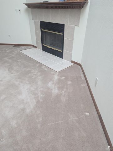 2424 dickens Ave. Avenue, Manhattan, KS 66502