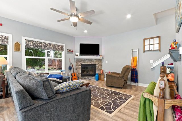 78 Menomonee ROAD, Williams Bay, WI 53191