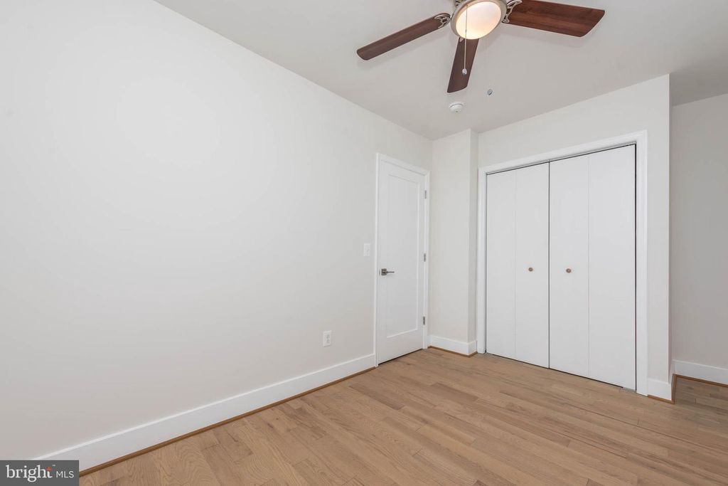 Image 11 of property listing at 23 S MORLEY ST, Baltimore, MD 21229