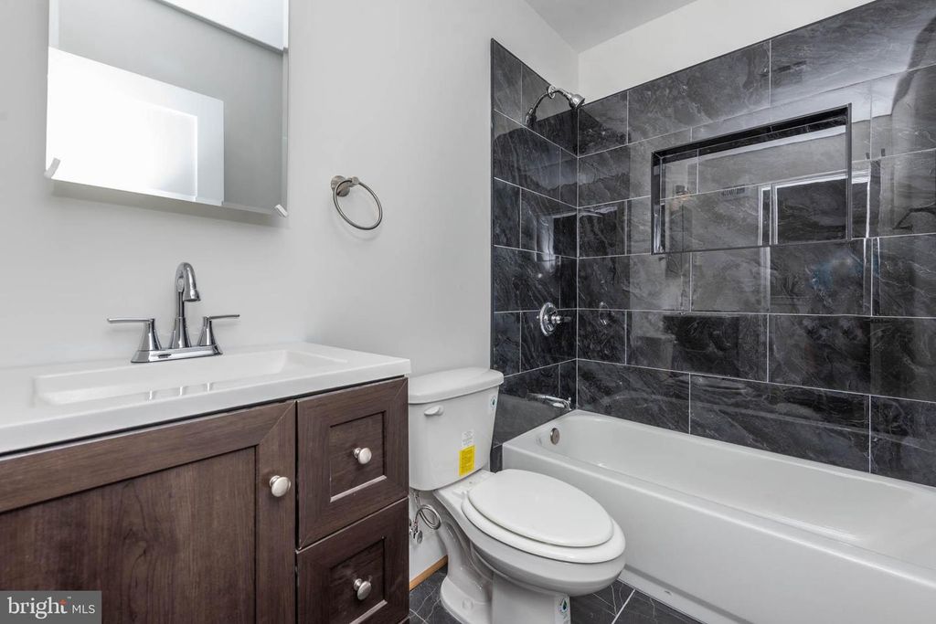 Image 12 of property listing at 23 S MORLEY ST, Baltimore, MD 21229