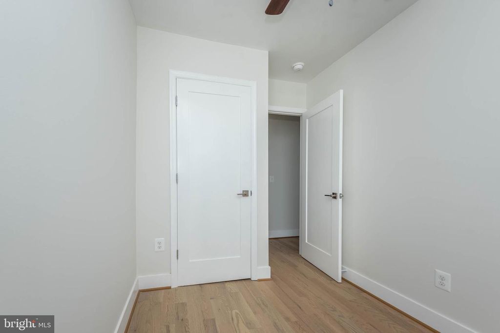 Image 17 of property listing at 23 S MORLEY ST, Baltimore, MD 21229