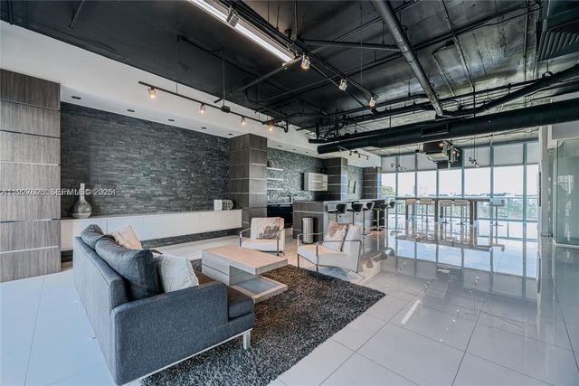 601 NE 36th St 2707, Miami, FL 33137