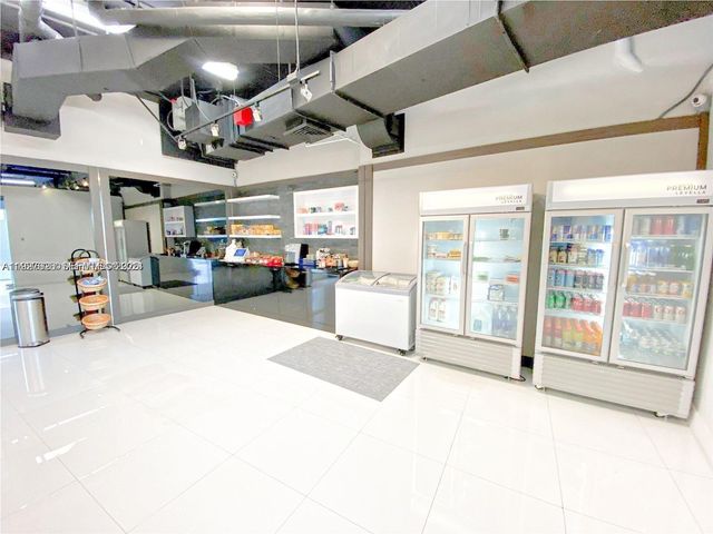 601 NE 36th St 2707, Miami, FL 33137