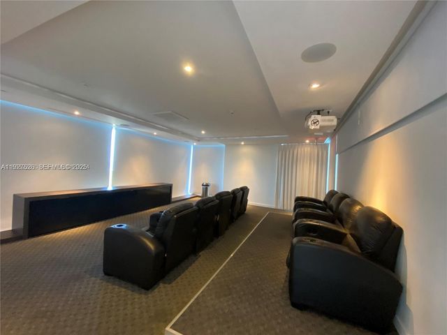 601 NE 36th St 2707, Miami, FL 33137