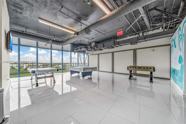 601 NE 36th St 2707, Miami, FL 33137