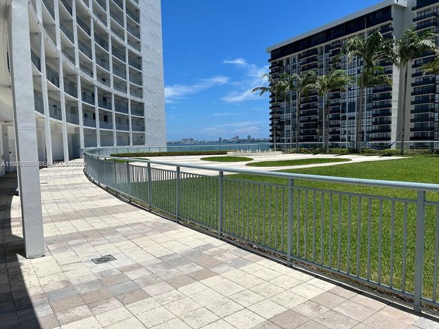 601 NE 36th St 2707, Miami, FL 33137