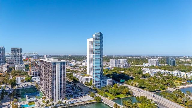 601 NE 36th St 2707, Miami, FL 33137