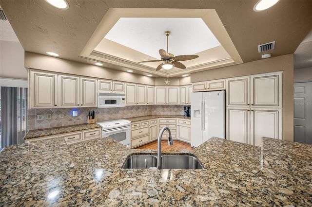8838 WILD DUNES DRIVE, Sarasota, FL 34241
