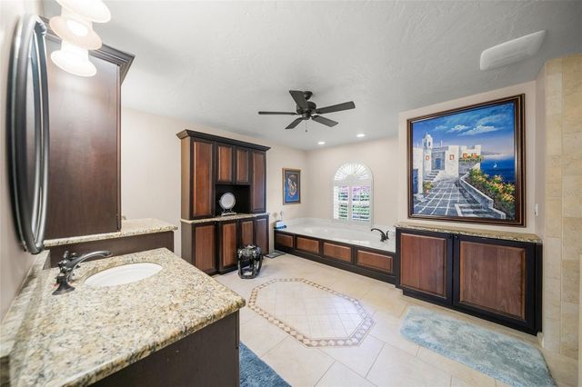 8838 WILD DUNES DRIVE, Sarasota, FL 34241